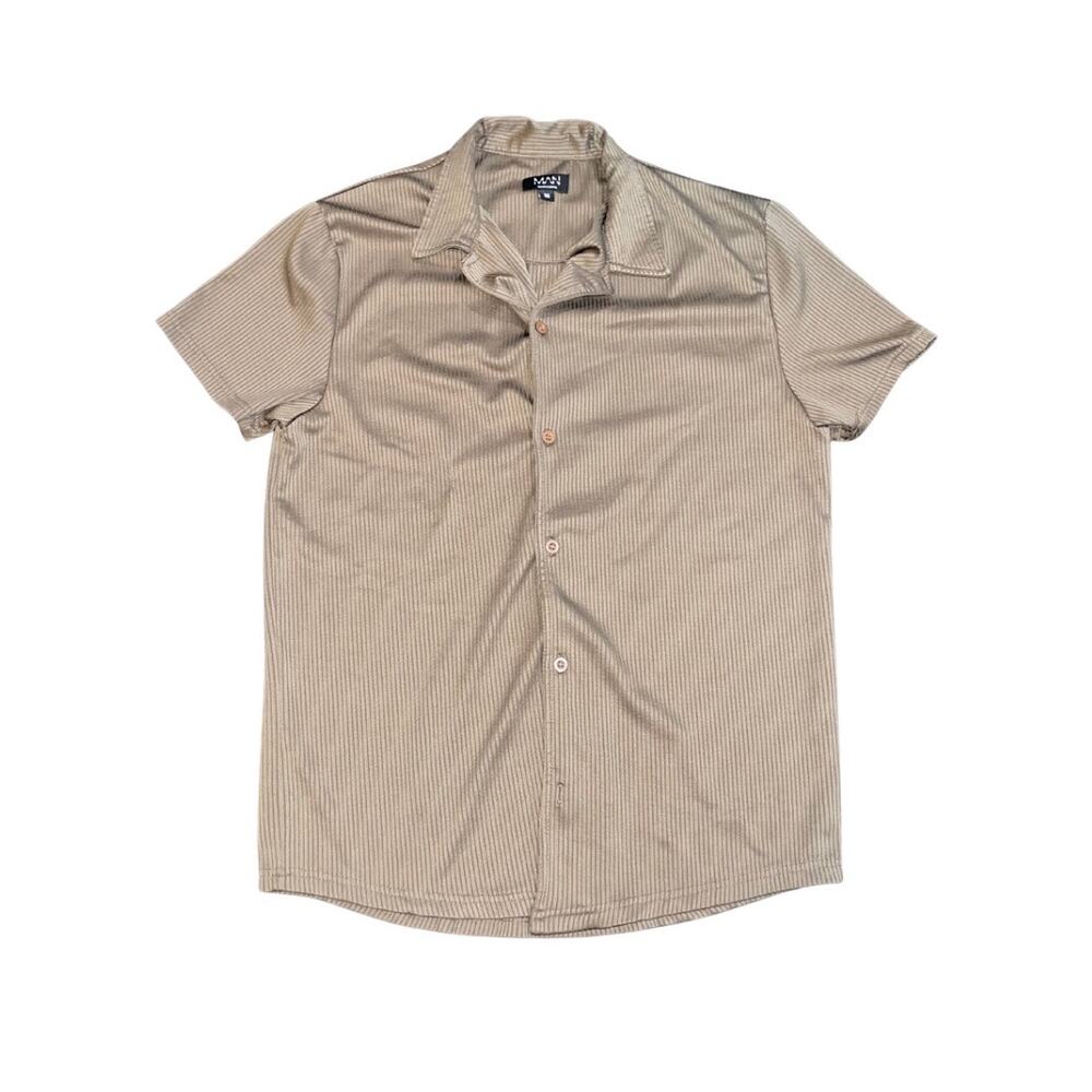 Boohoo Man Ribbed Button Down Short Sleeve Shirt Size Medium Retro